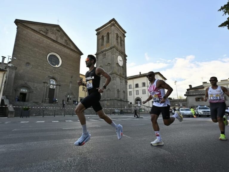 Luca Caporali alla Mezza Maratona di Viterbo 2025